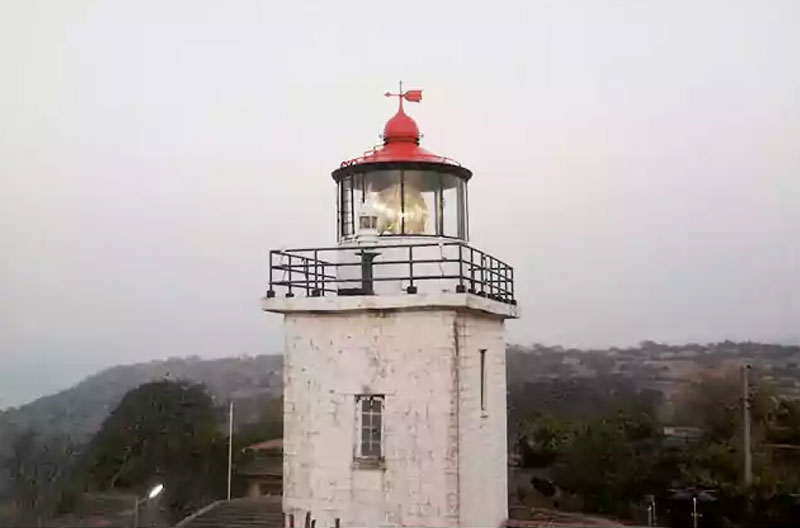 anjanvel-lighthouse