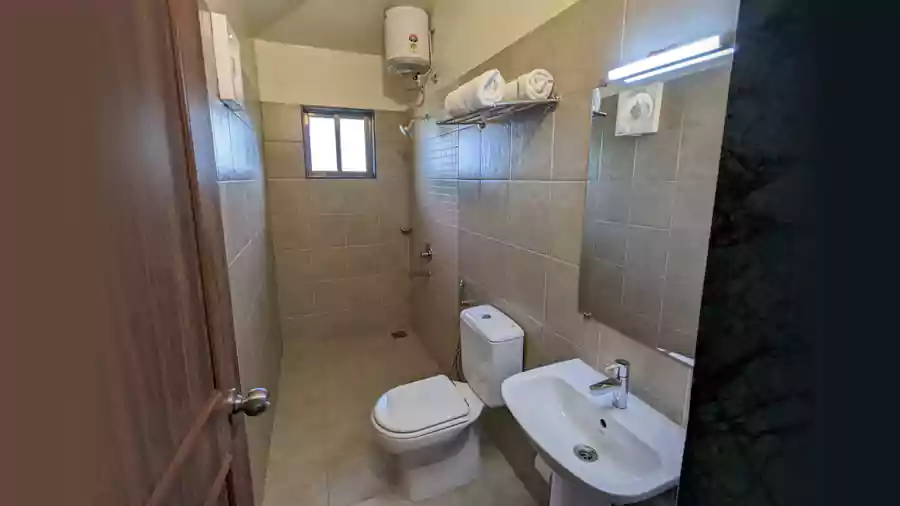 premium-villas-in-kokan-washinrooms